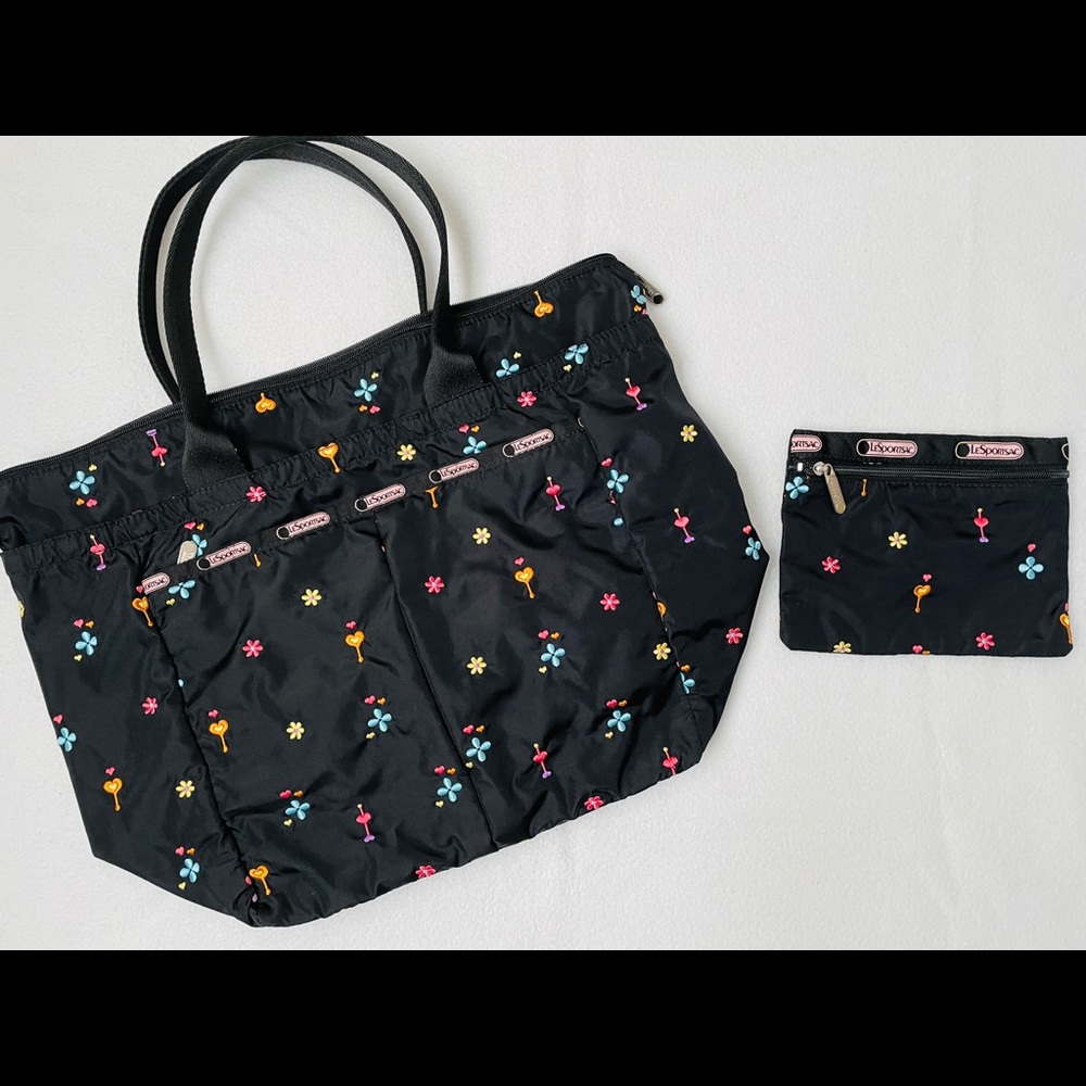 ❌SOLD❌ Lesportsac Bag with Pouch